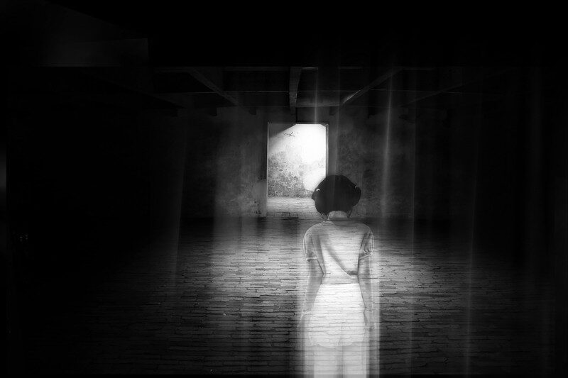 little girl with anxiety